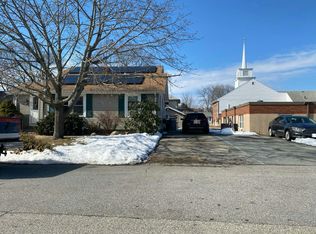 19 Phillips Ave, Warwick, RI 02888