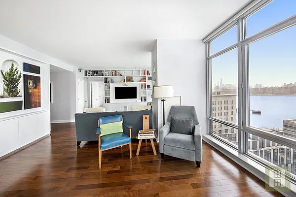 Rented by Halstead Real Estate | media 26