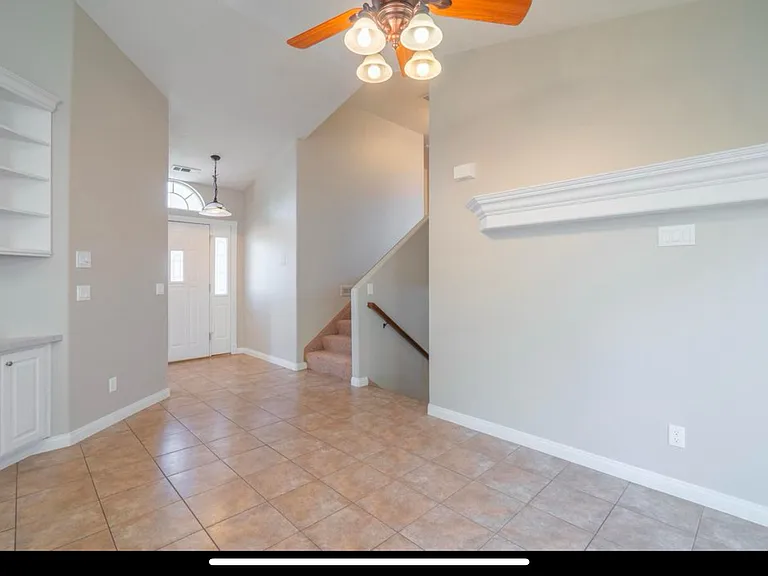 630 Spring Cir #C — Photo 6