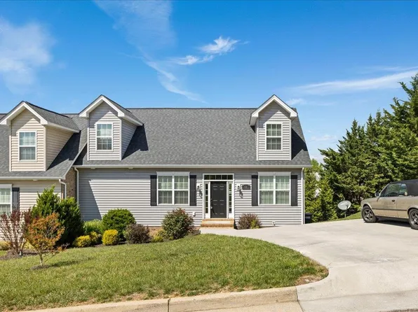 321 Blue Stone Hills Dr, Harrisonburg, VA 22801