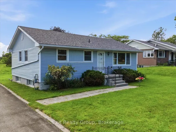 109 Aikins Rd, Quinte West, ON K8R 0A7