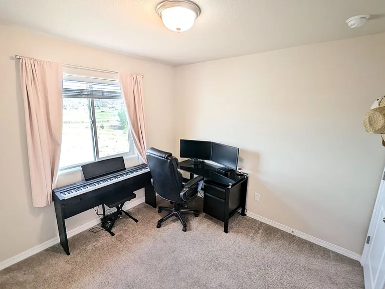 7443 Gorgeted Quail Grv — Photo 21