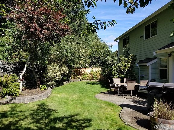 4th image of 18918 88th Ave E