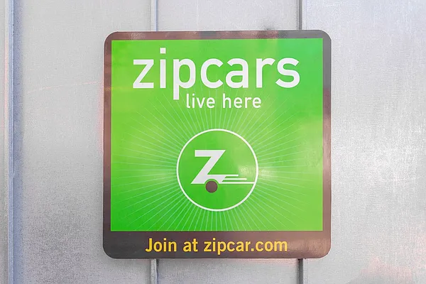 Rented by MySpaceNYC | media 61