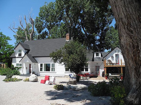 2nd image of 1283 Centerville Ln