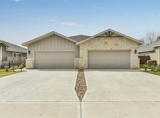 717-721 Blackland Dr, Venus, TX 76084