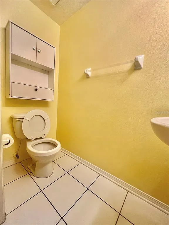 2 bed, 2.5 bath, 1184 sqft, $1,850 — Photo 4