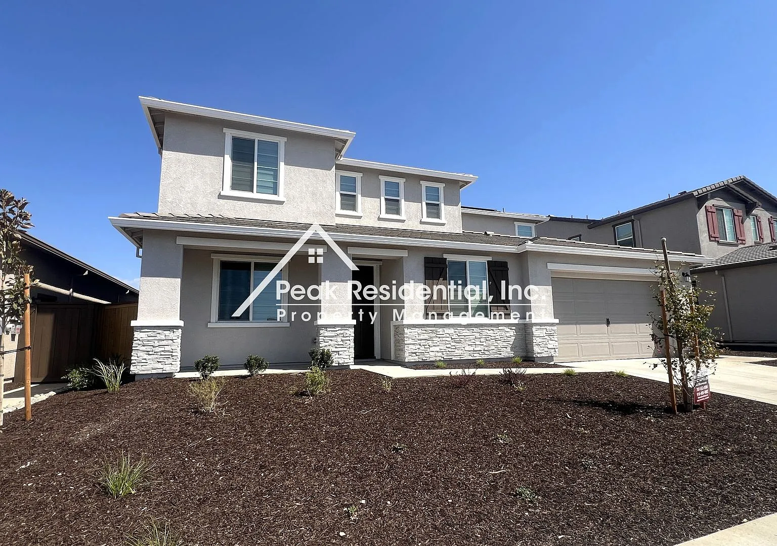 Beautiful 5bd/3ba Rancho Cordova Home with 3 Car Garage — Photo 2