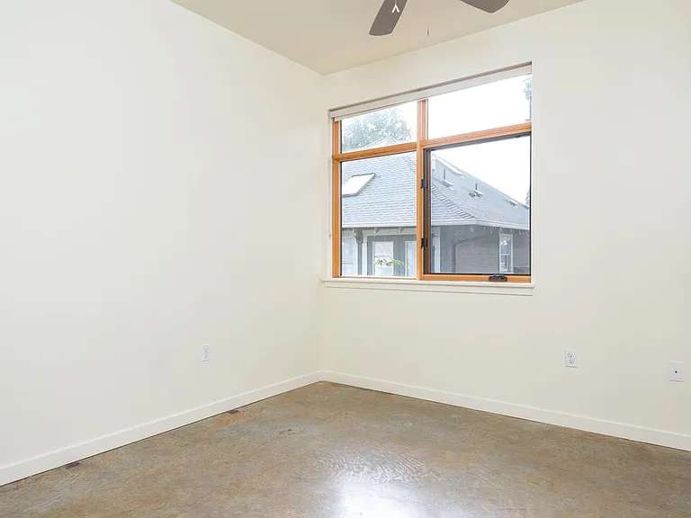 Move the House — Photo 13