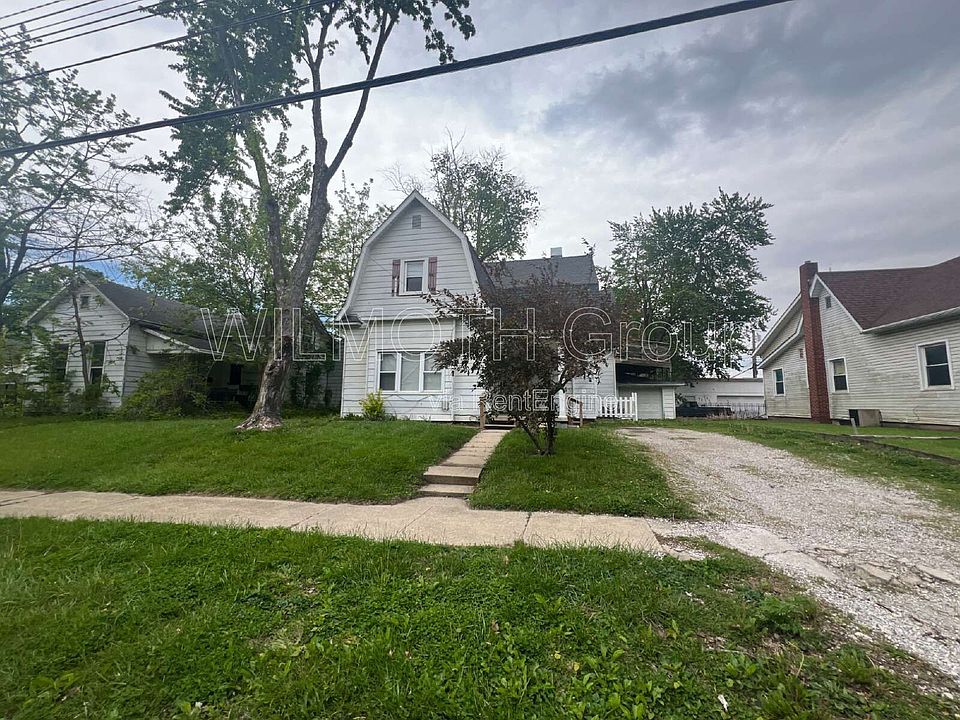 1st image of 210 Whitlock Ave APT A