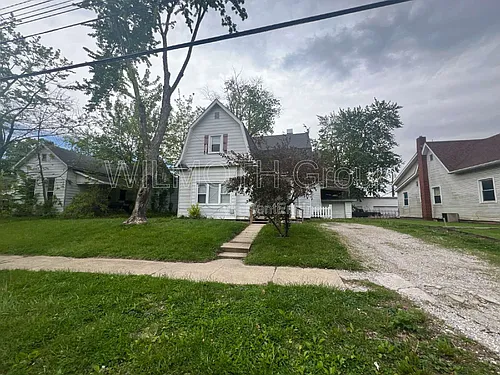 210 Whitlock Ave Photo 1