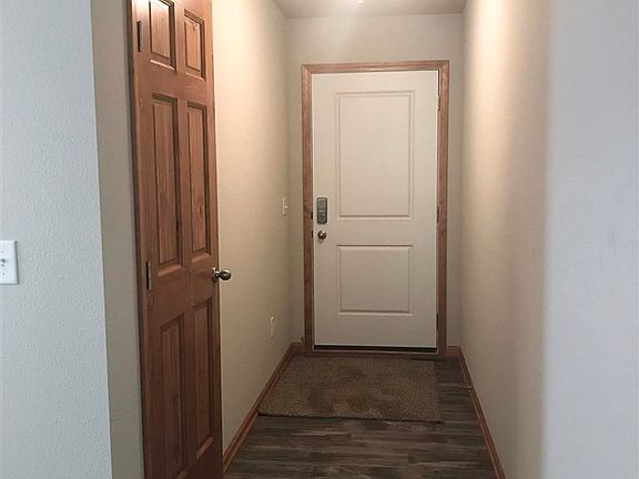 2nd image of 2017 Meadow Ave