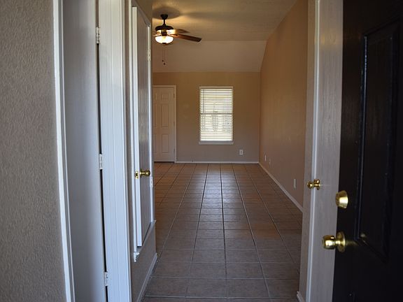 2nd image of 1806 Ledgestone Dr