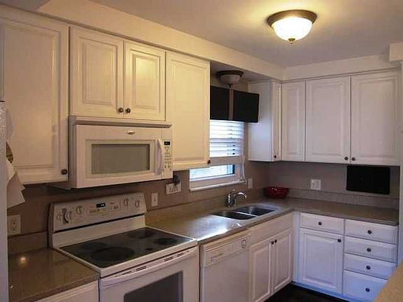 5th image of 3024 Hardale Blvd