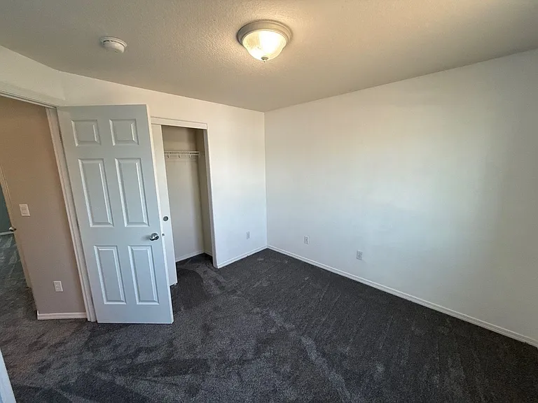 4105 Windy Ave NE — Photo 31