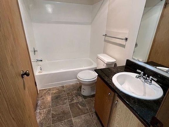 4th image of 503 13th Ave E APT 403