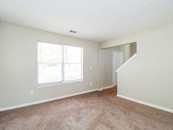 5th image of 714 Hillmont Dr