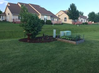 2000 S Dorothy Cir #6, Sioux Falls, SD 57106
