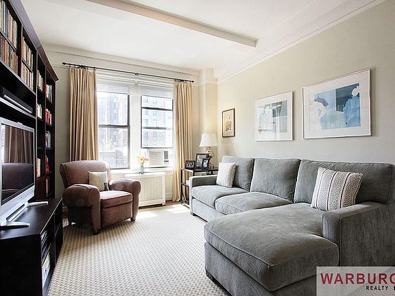 3rd image of 105 W 73rd St #7CD