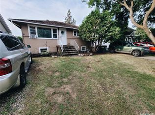 428 20th St E, Prince Albert, SK S6V1L1