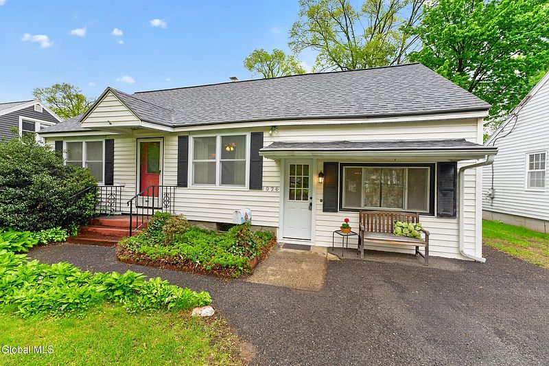3rd image of 1026 Dudley Road