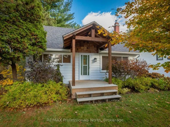 51 Gouldie St, Huntsville, ON P1H 1M4