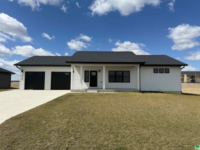 1610 Lincoln Pl SE, Orange City, IA, 51041