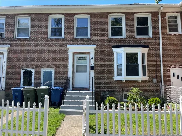 29 Carver Street, Bridgeport, CT 06610