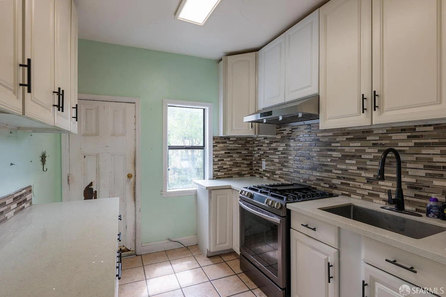 228-230 4th Ave - Photo 8