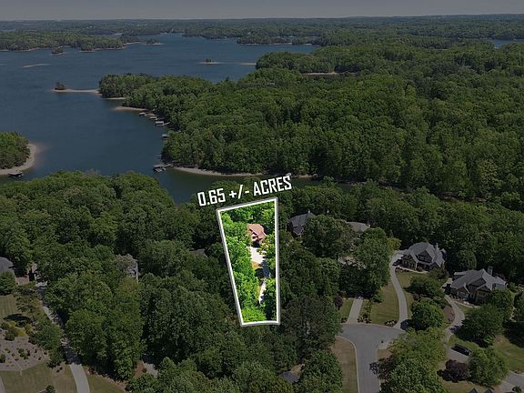 3rd image of 8575 Anchor On Lanier Ct