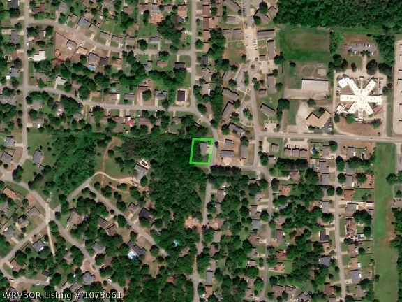 3rd image of 1601/1603 N Hills Dr