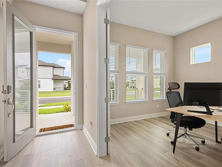 16031 Silver Brook Way — Photo 14