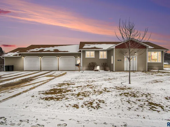 506 N Union Ave, Madison, SD 57042