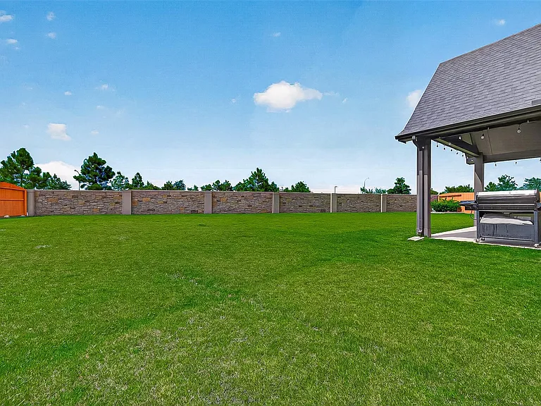 29746 Bur Creek Ln — Photo 45