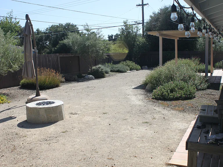 3610 Cerrito St — Photo 70
