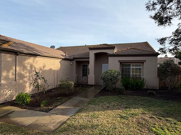 3rd image of 2393 E El Paso Ave