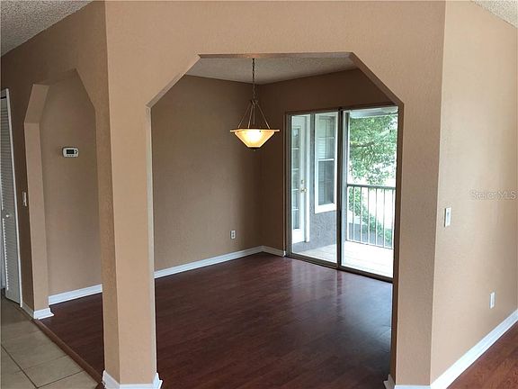 5th image of 905 Northern Dancer 203 Way