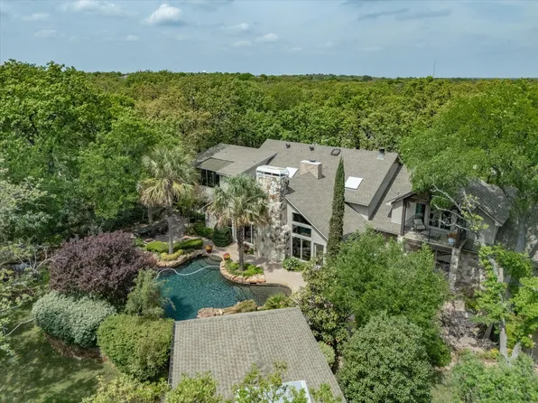 625 Estates Dr, Copper Canyon, TX 75077