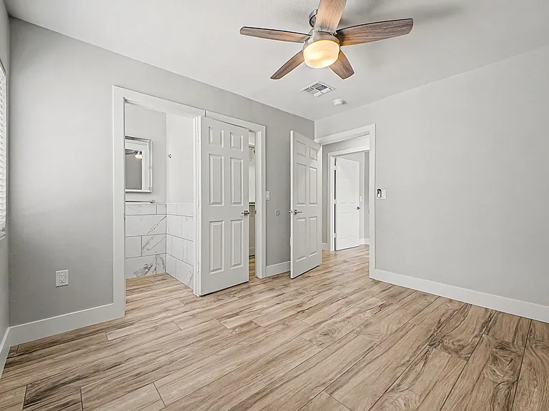 3027 W Tierra Buena Ln — Photo 24