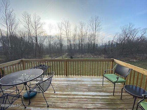 4th image of 9026 Stanchion Dr SW