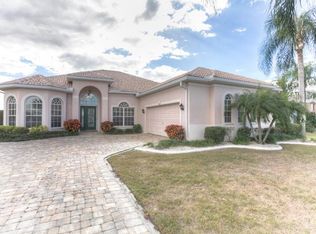 2208 Platinum Dr, Sun City Center, FL 33573