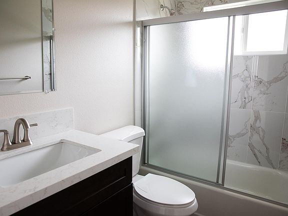 5th image of 3861 La Colusa Dr