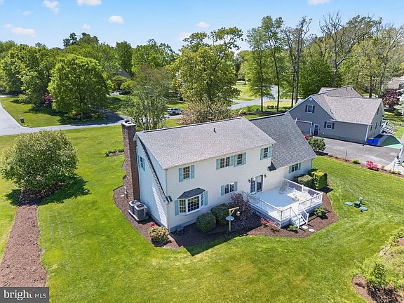4th image of 106 Creekside Dr