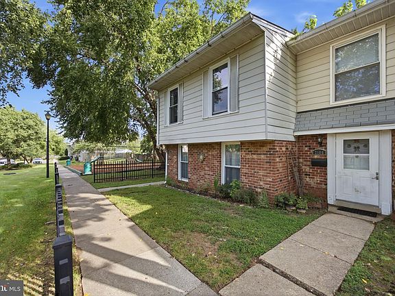 4th image of 2108 Ferguson Pl