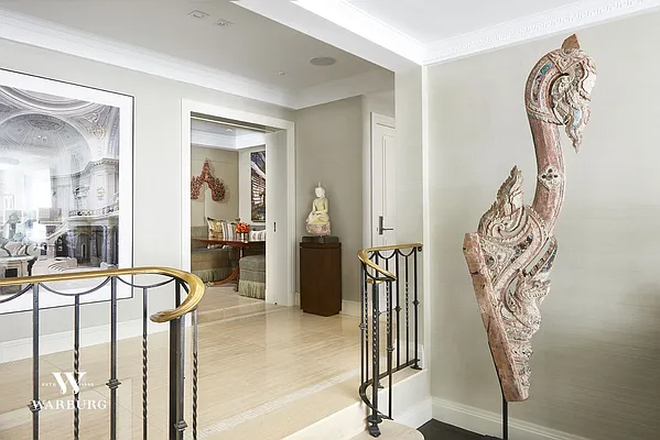 Sold by Warburg | media 12