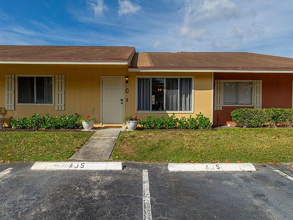 5th image of 4699 Orleans Court #C