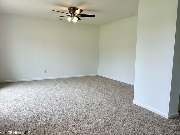 5th image of 2520 Parkway Drive