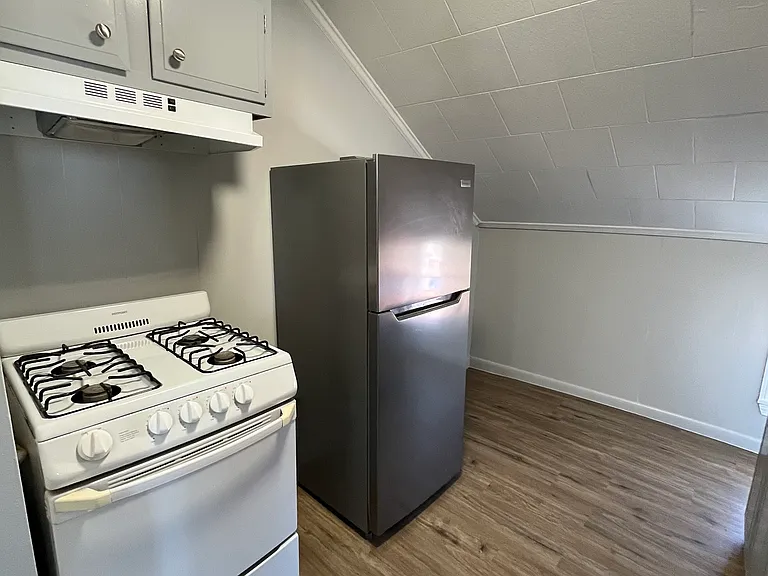 95 Wade St #4F — Photo 11