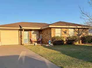 102 Cedar Elm St, Holliday, TX 76366