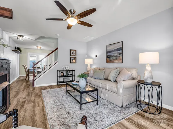 48 Lanceford Cir, Fletcher, NC 28732